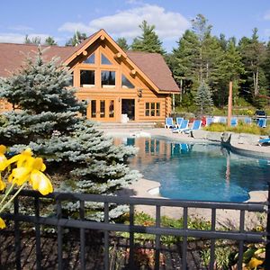 Fiddler Lake Resort